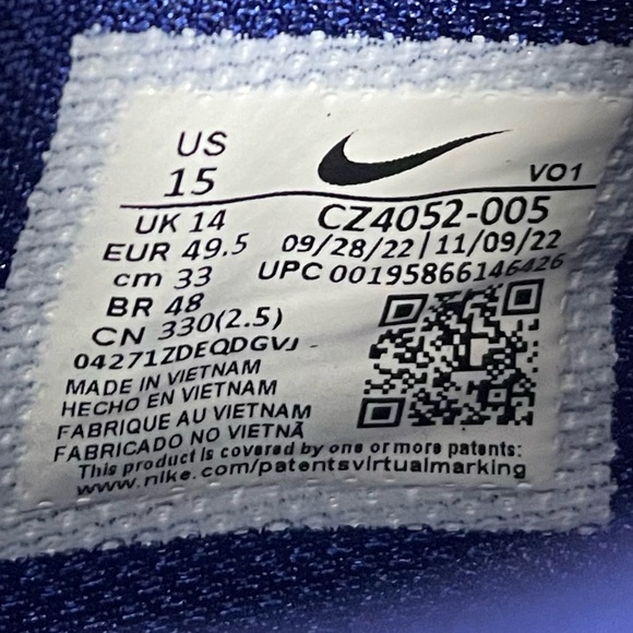 EUC Nike size 15 Lebron Witness VI Mens Basketball Trainers CZ4052 Sneakers - Picture 16 of 16